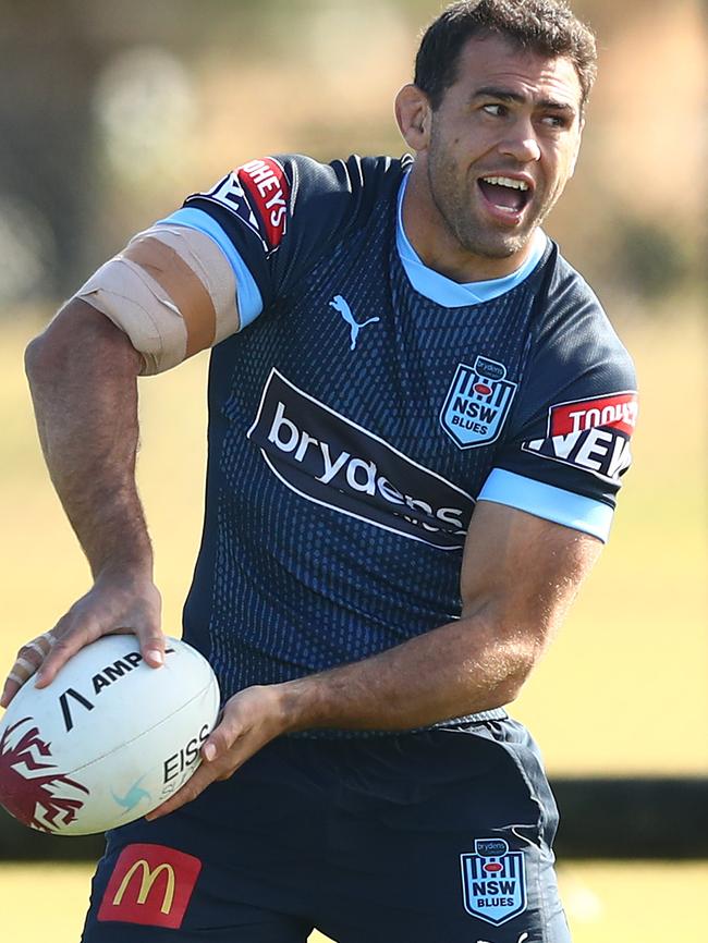 Dale Finucane passes during a New South Wales Blues State of Origin training session at Ned Byrne Field on the Gold Coast. (Photo by Chris Hyde/Getty Images)