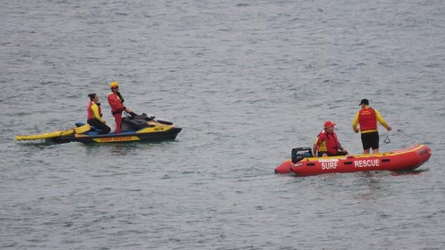 Search resumes for a young boy who was dragged to sea from The Entrance Channel.