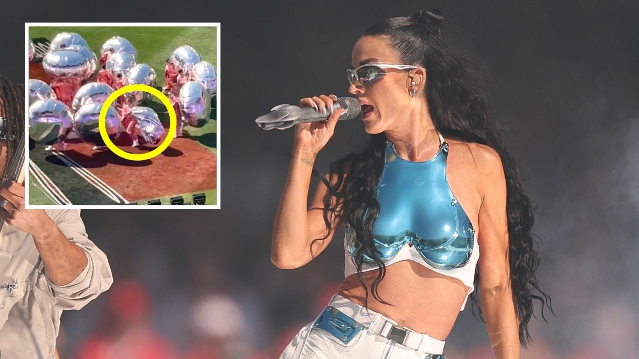 Katy Perry's show had a flat moment. Photo: Twitter, @CammoCox.