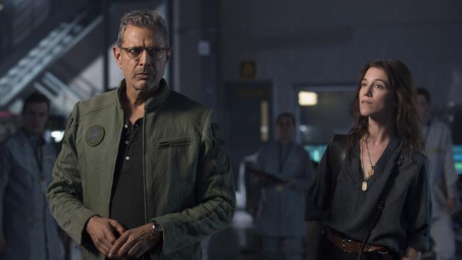 Jeff Goldblum as David Levinson and Charlotte Gainsbourg as Dr Catherine Marceaux in a scene from the movie.