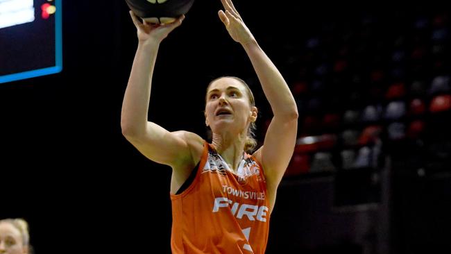 Townsville Fire agains UC Capitals at the Townsville Entertainment Centre. Fire's Alice Kunek.  Picture: Evan Morgan