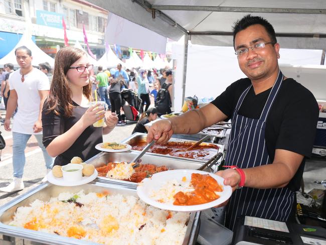 Food vendors at the grand parade at Haldon St Festival. Picture: AAP Image/ Ian Svegovic