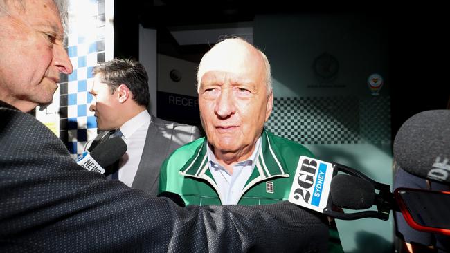 SYDNEY, AUSTRALIA - NewsWire photos NOVEMBER 18, 2024: Alan Jones is released on bail from Day Street Police Station in Sydney. Picture: NewsWire / Dylan Coker