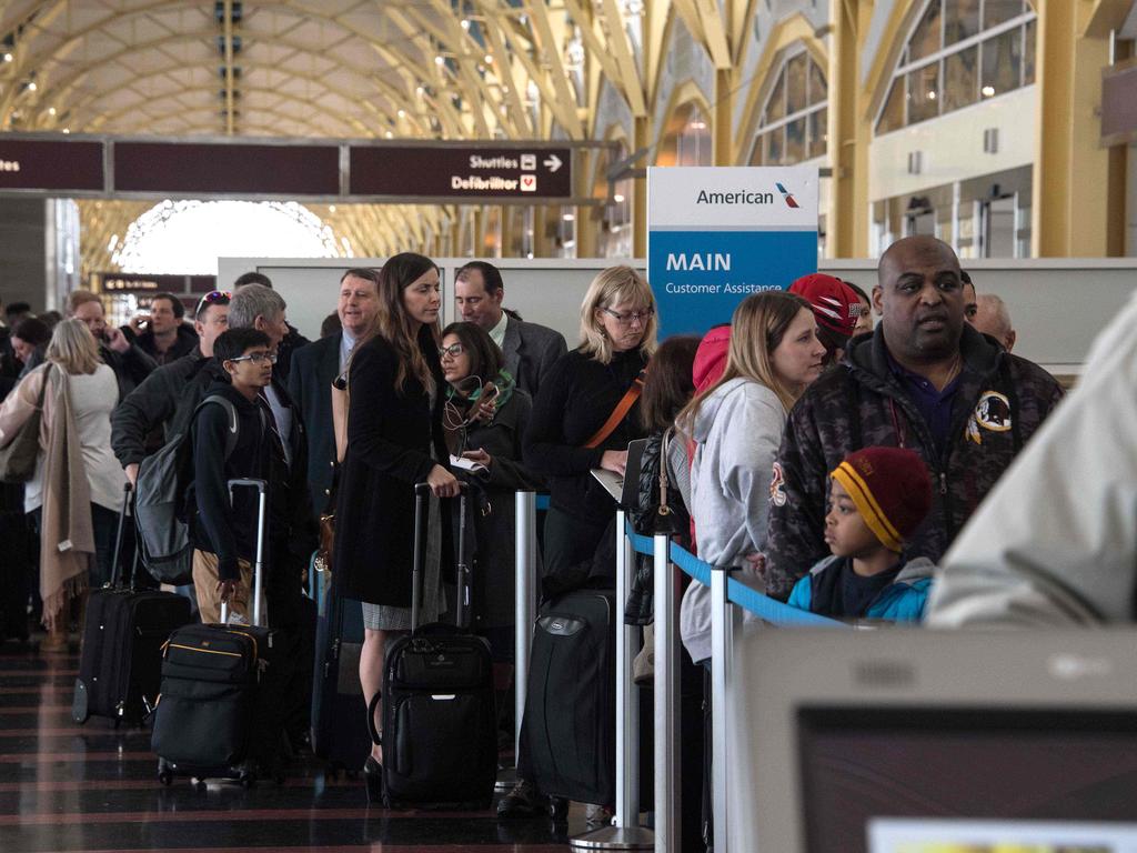 American Airlines now offering non-binary booking options for