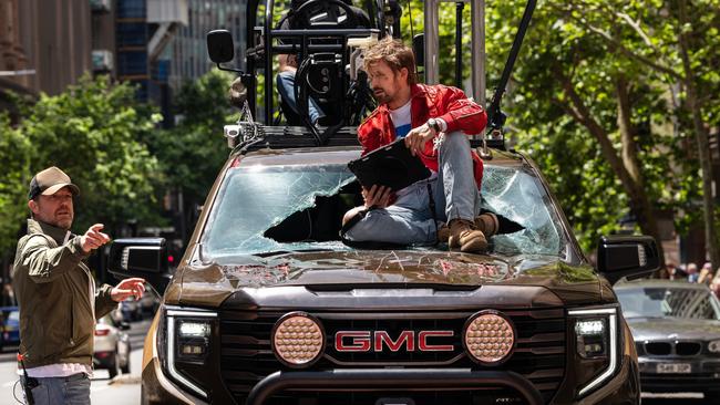 Director David Leitch and actor Ryan Gosling on the set of The Fall Guy.