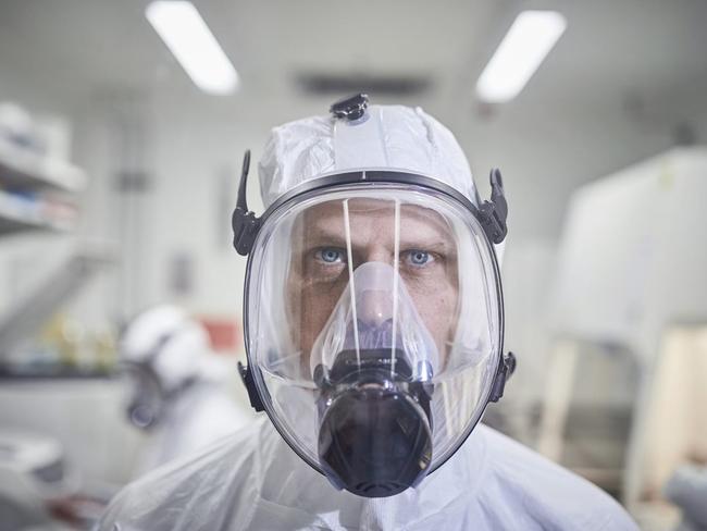 Researchers at UNSW Sydney’s Kirby Institute have developed cells that allow them to test the effect of SARS-CoV-2 faster than anywhere else in the world. The team, led by Associate Professor Stuart Turville, use these genetically “supercharged” cells to quickly understand the dynamics of different variants of the virus, to test their ability to evade vaccines, and to inform the public health response in real-time. The scientists have now shared microscopic footage of the process – in their incredible video, you can see the healthy supercharged cells being taken over by the SARS-CoV-2 virus over a 20-hour period. Picture: NewsWire Handout