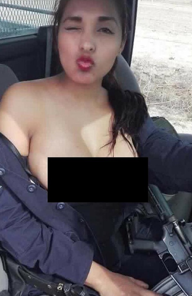 Nude selfie garcia nidia Mexican police