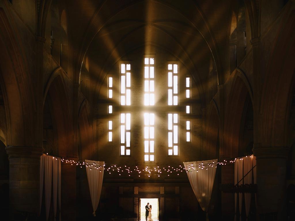 The Top 50 Wedding Photos of 2016 Curated by Junebug Weddings. Nearly 9,000 photos were submitted by photographers from 50 different countries to produce this year’s stunning collection of 50 images. Andy Gaines - Andy Gaines Photography