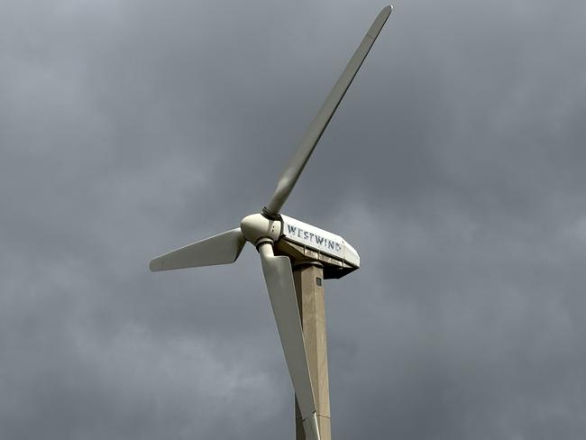 After near 40 years, the iconic Black Rock wind turbine is about to be dismantled âdue to high risk of failingâ.