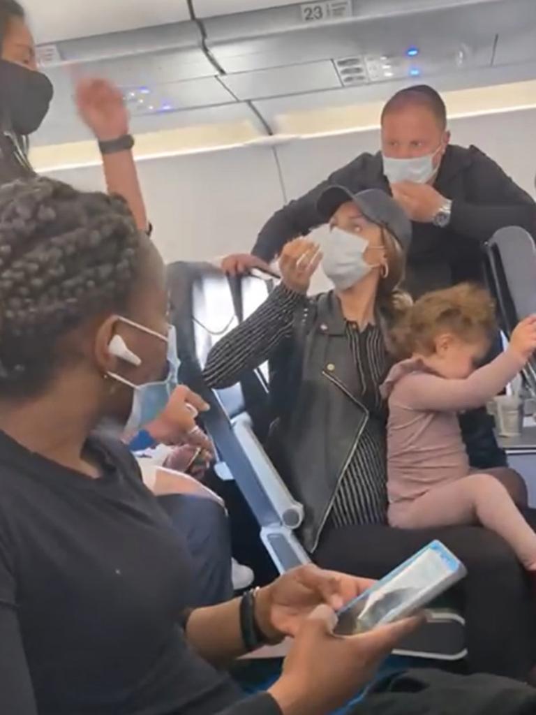 Person is kicked off a Spirit Airlines flight to Florida for refusing to  dress in a deal with mask