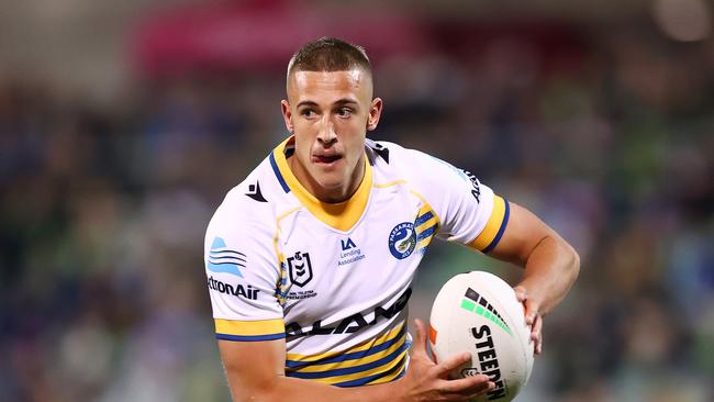 Arthur gives the Sea Eagles’ playmaking stocks a much needed boost, while Anthony Seibold believes he could also be used as a ball-playing forward. Picture: Getty Images.