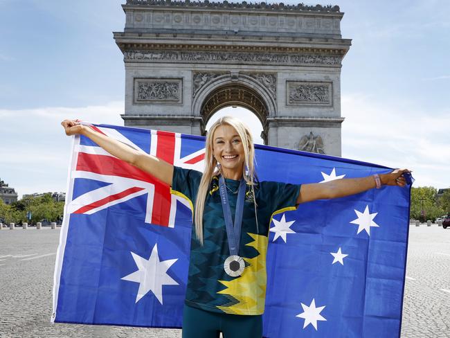 Hull is the first Australia’s woman to win an Olympic medal in the 1500m event. Picture: Michael Klein