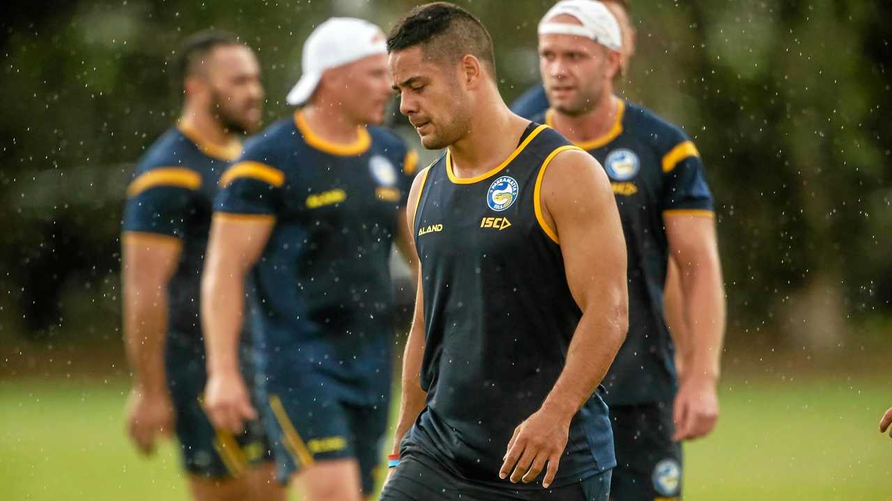 Jarryd Hayne continues to impress in NFL pre-season