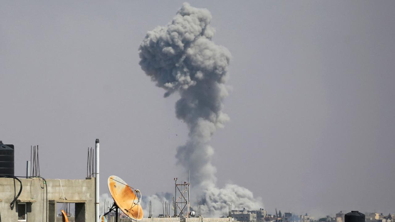 Smoke billows from Israeli strikes on eastern Rafah in the southern Gaza Strip on May 7, 2024, amid the ongoing conflict between Israel and the Palestinian Hamas movement. (Photo by AFP)