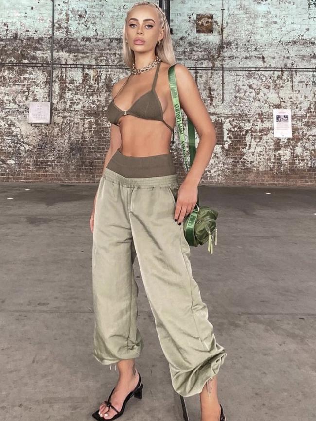 She paired it with baggy green pants. Picture: Instagram/Em Davies.