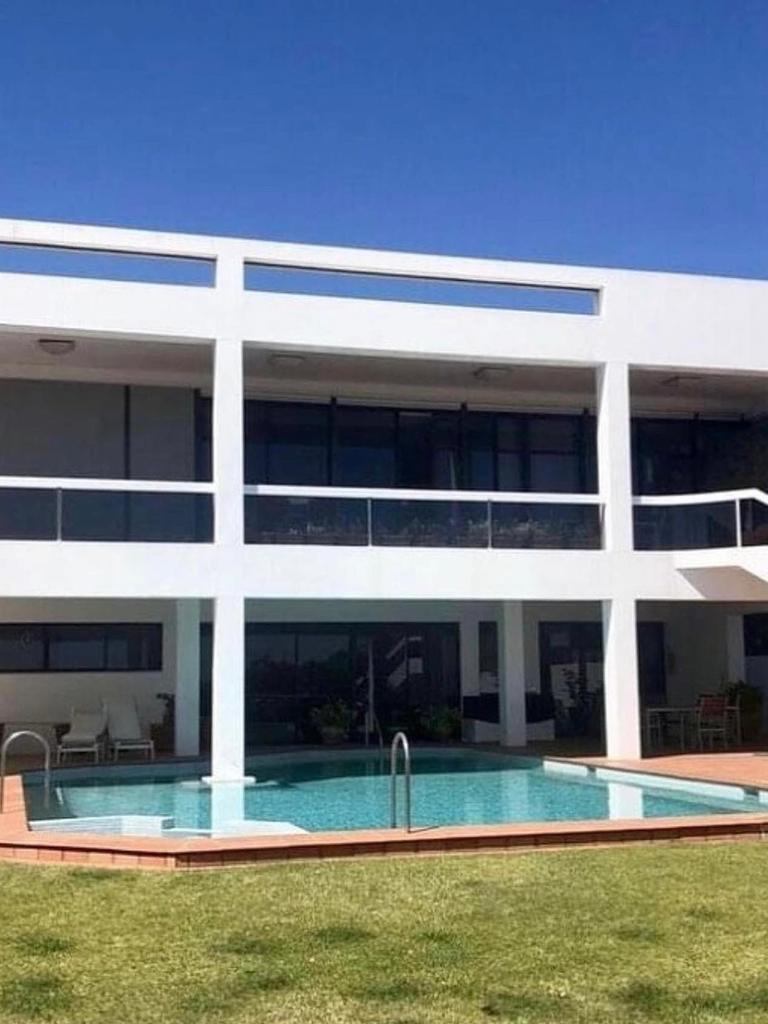 It last traded for $16m in 2018. Picture: @MilliondollarlistingSydney.