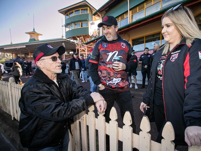 Bears legends Mark Soden chats with fans at North Sydney Oval. Picture: Julian Andrews