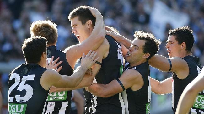 AFL: Round 5 Collingwood v Essendon