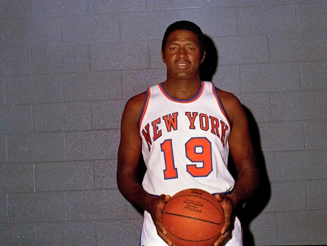 Willis Reed in 1970 playing New York Knicks.