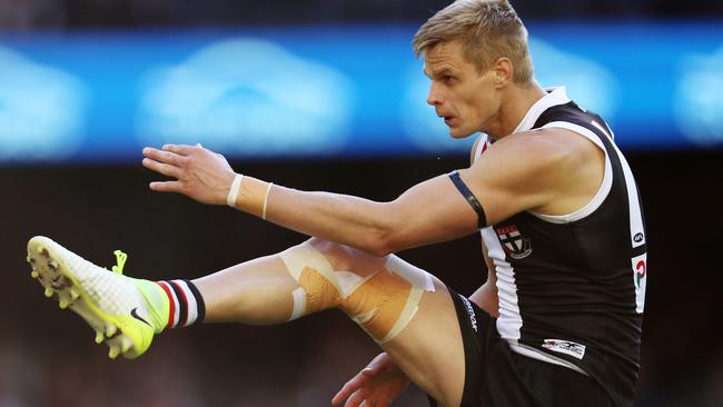 Nick Riewoldt kicks a goal during the third term against Carlton. Picture: Michael Klein