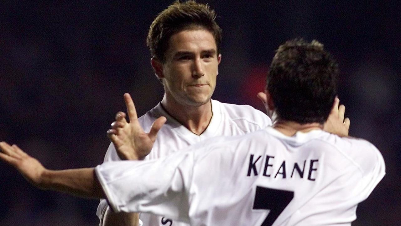 PA PHOTOS/AAP - UK USE ONLY : Australian soccer star Harry Kewell sets  himself up to score for Leeds United during a friendly match against  Chilean Club team Colo Colo at Colonial