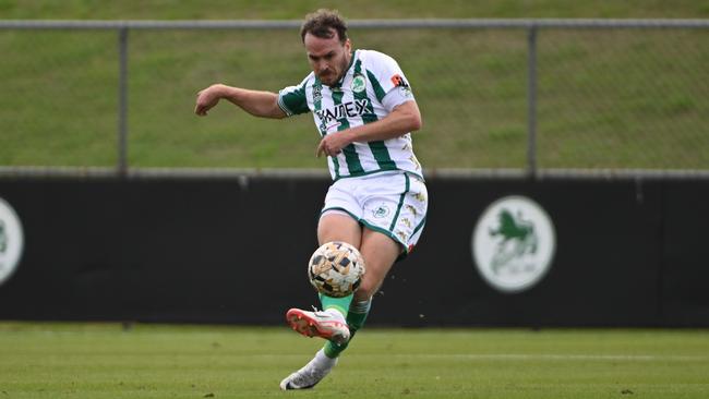 Taylor Schrijvers in action for Green Gully. Picture: Mark Avellino Photography