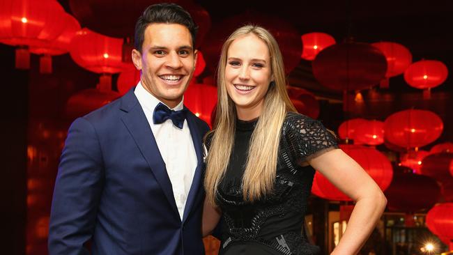 Ellyse Perry is married to Wallabies star Matt Toomua.