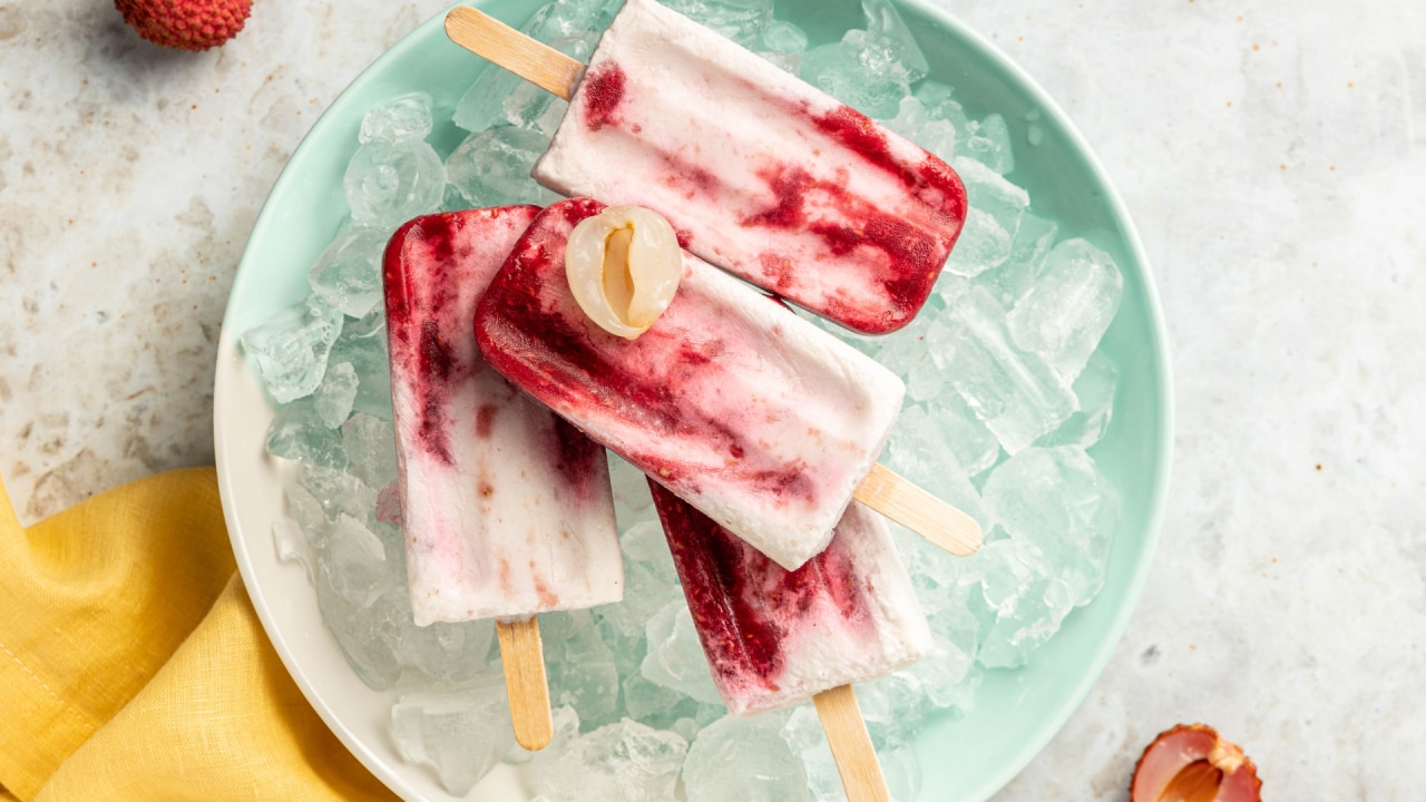 The healthiest coconut, raspberry and lychee popsicle recipe to satiate ...