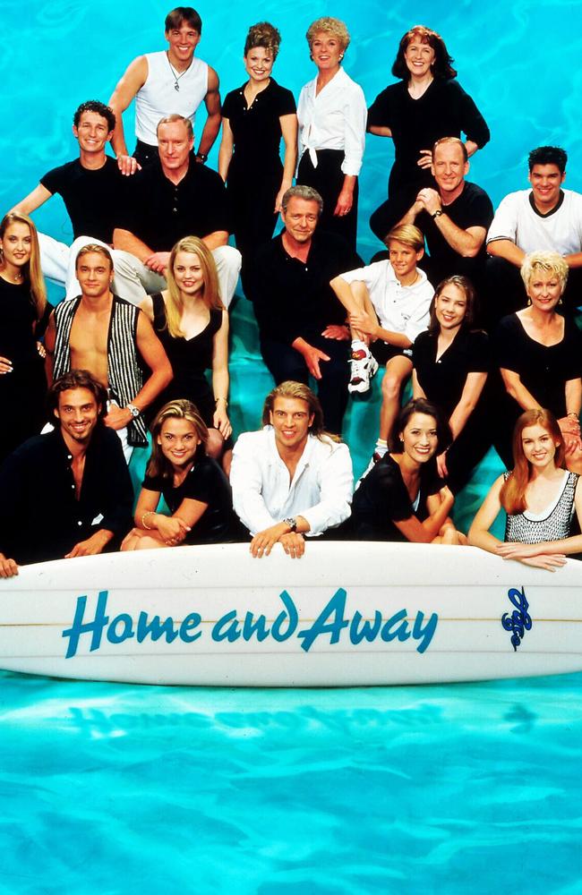 Home And Away Celebrates 30 Years At Sydney S Palm Beach Daily Telegraph