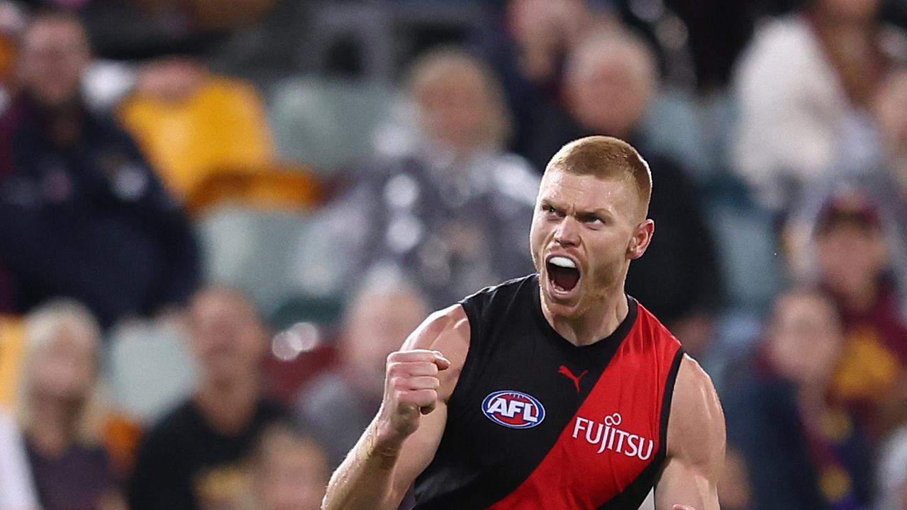 Dons star kicks ridiculous over-the-head goal in Gabba ambush