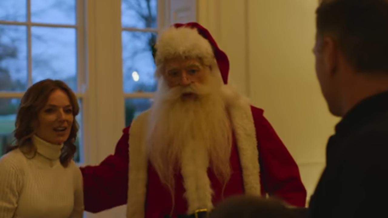 Santa meets the Horners. Photo: Netflix