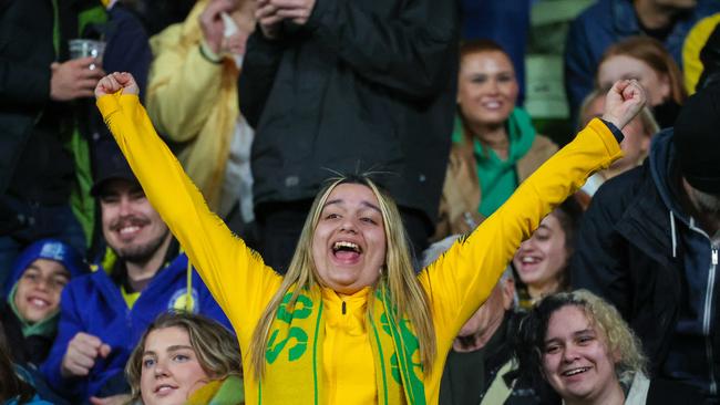 Matildas Score. Matildas fans gather at AAMI Park Melbourne to watch the 2023 Womenâs World Cup semi finals game against England. Picture: Jason Edwards