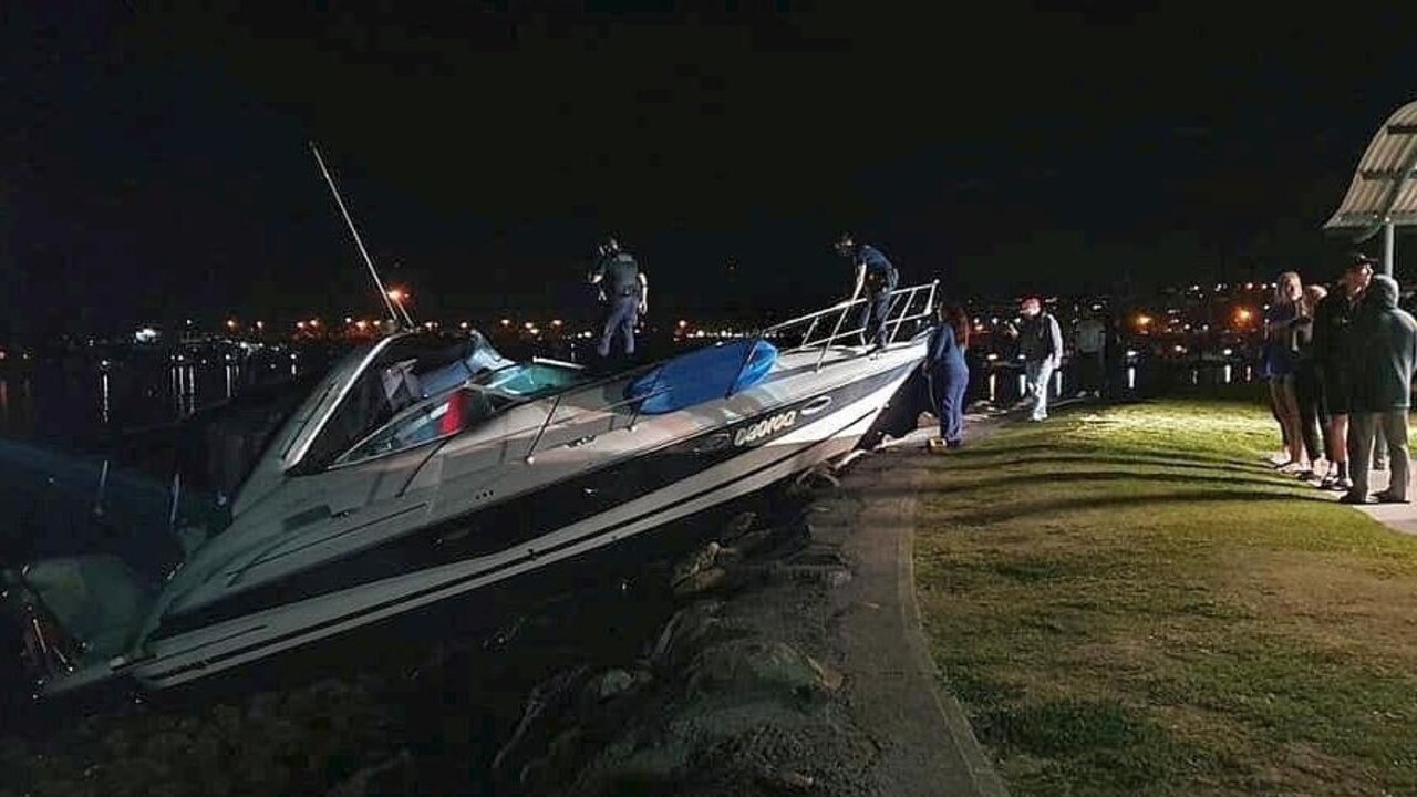 Serious injuries after man crashes boat into rockwall at Manly | The ...