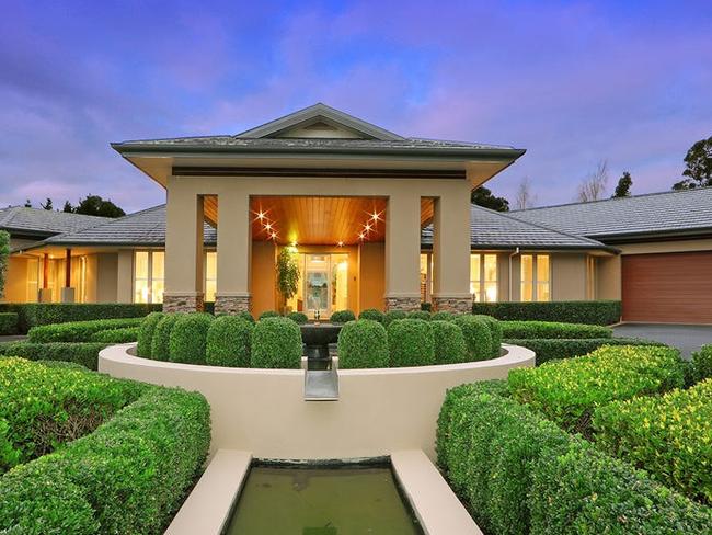 29 Logan Court, Lysterfield - for herald sun real estate