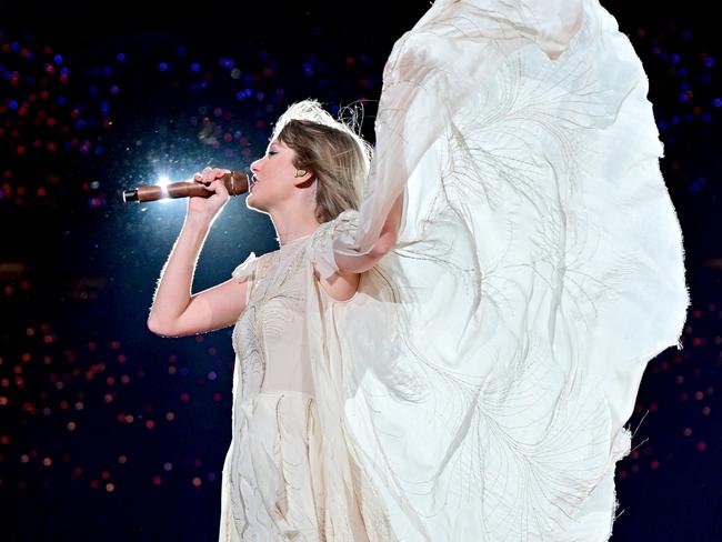 PHILADELPHIA, PENNSYLVANIA - MAY 12: EDITORIAL USE ONLY, Taylor Swift performs onstage during the Taylor Swift | The Eras Tour at Lincoln Financial Field on May 12, 2023 in Philadelphia, Pennsylvania. (Photo by Lisa Lake/TAS23/Getty Images for TAS Rights Management)