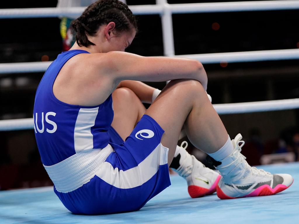 Australia's Skye Nicolson reacts after losing against Britain's Karriss Artingstall .