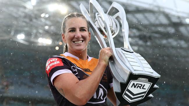 Brisbane Broncos captain Ali Brigginshaw, pictured holding aloft the NRLW premiership trophy, will be among the game’s big names running clinics in CQ this weekend. (Photo by Cameron Spencer/Getty Images)