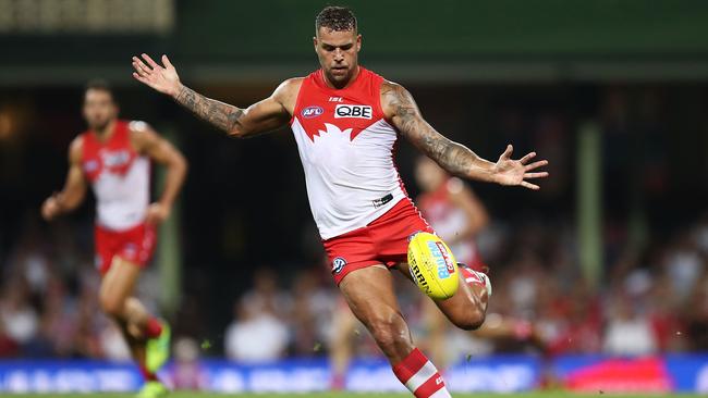 Lance Franklin in action for Sydney.