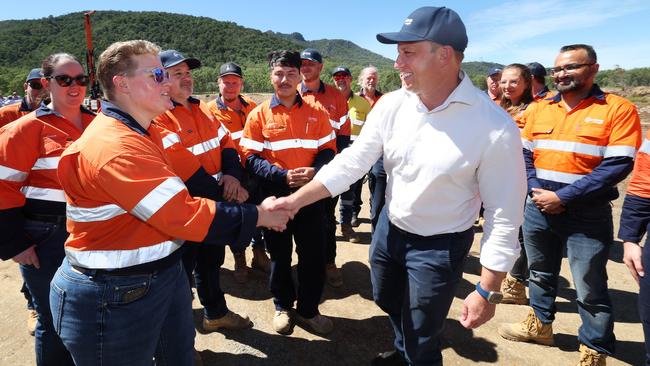 Premier Steven Miles with workers in Gladstone this week. Picture: Annette Dew/Office of the Premier