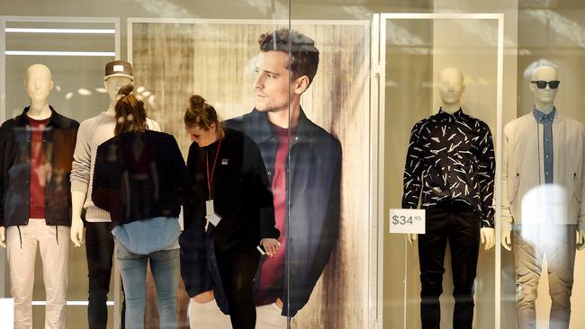The survey was conducted around the RBA’s latest decision to cut the cash rate to a new record low of 1.5 per cent on August 2. (AAP Image/Mick Tsikas)