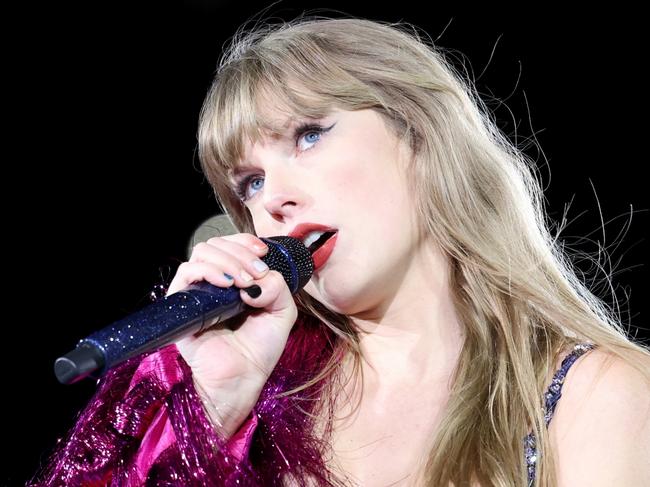 FOXBOROUGH, MASSACHUSETTS - MAY 19: EDITORIAL USE ONLY Taylor Swift performs onstage during "Taylor Swift | The Eras Tour" at Gillette Stadium on May 19, 2023 in Foxborough, Massachusetts. (Photo by Scott Eisen/TAS23/Getty Images for TAS Rights Management)