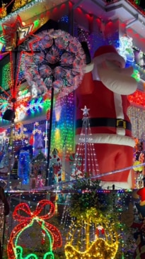 Man claims to have discovered the best Christmas lights in Australia