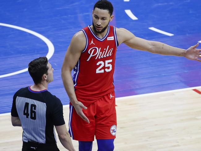 PHILADELPHIA, PENNSYLVANIA - JUNE 06: Ben Simmons #25 of the Philadelphia 76ers speaks with referee Ben Taylor #46 during the fourth quarter during Game One of the Eastern Conference second round series between the Philadelphia 76ers and the Atlanta Hawks at Wells Fargo Center on June 06, 2021 in Philadelphia, Pennsylvania. NOTE TO USER: User expressly acknowledges and agrees that, by downloading and or using this photograph, User is consenting to the terms and conditions of the Getty Images License Agreement.   Tim Nwachukwu/Getty Images/AFP == FOR NEWSPAPERS, INTERNET, TELCOS & TELEVISION USE ONLY ==