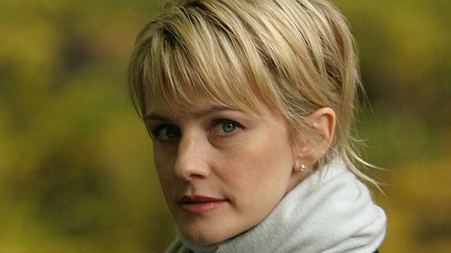 Cold Case' star Kathryn Morris is mom to twins with autism