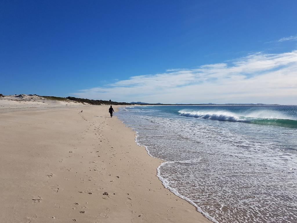 Hawks Nest is a hidden gem on the NSW north coast, less than 3 hours from Sydney.