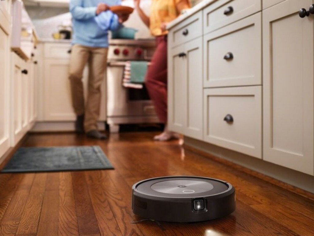 This robot vacuum is on sale for a limited time.