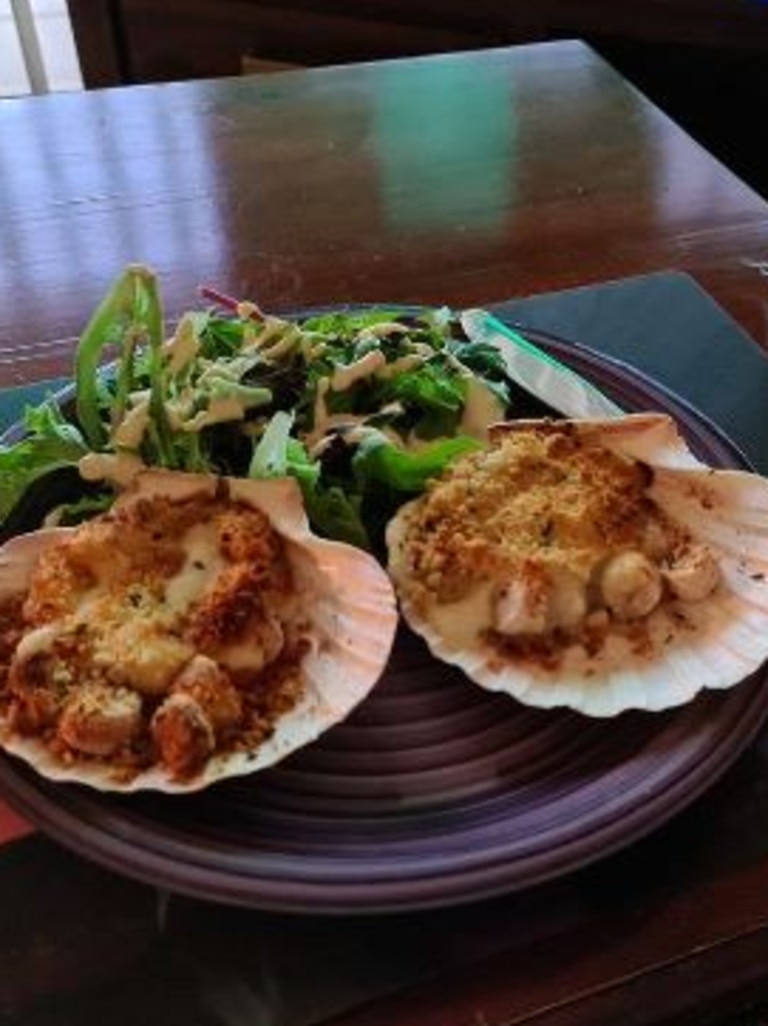 The scallop and champagne gratin is ‘absolutely delicious’. Picture: Aldi Fans Australia/Facebook