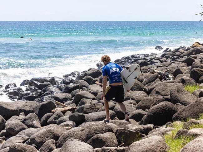 Burleigh Heads surfer Jay Thompson checking out the layout of the 2024 Australian Boardriders Battle grand final at his home break. Picture: Andy Morris/Surfing Australia