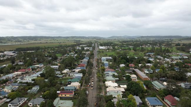 A new report warns that 1.24 million Australian households are now considered ‘affordability stressed’. Picture: NCA NewsWire/Danielle Smith