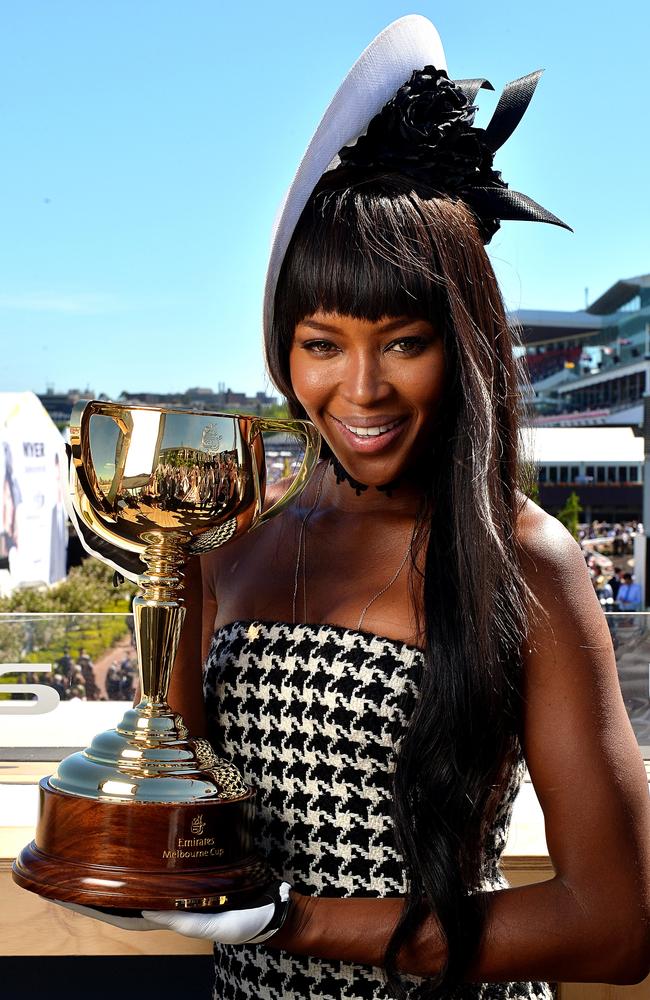 She may have been late, but Naomi Campbell really worked it when she arrived.